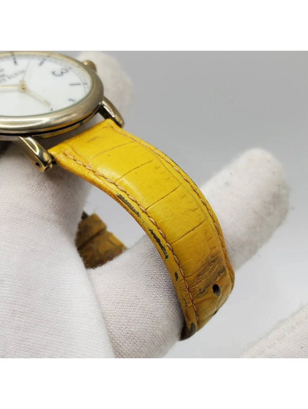 Anne Klein Quartz Womens Watch 36mm White Dial Gold Tone New Battery